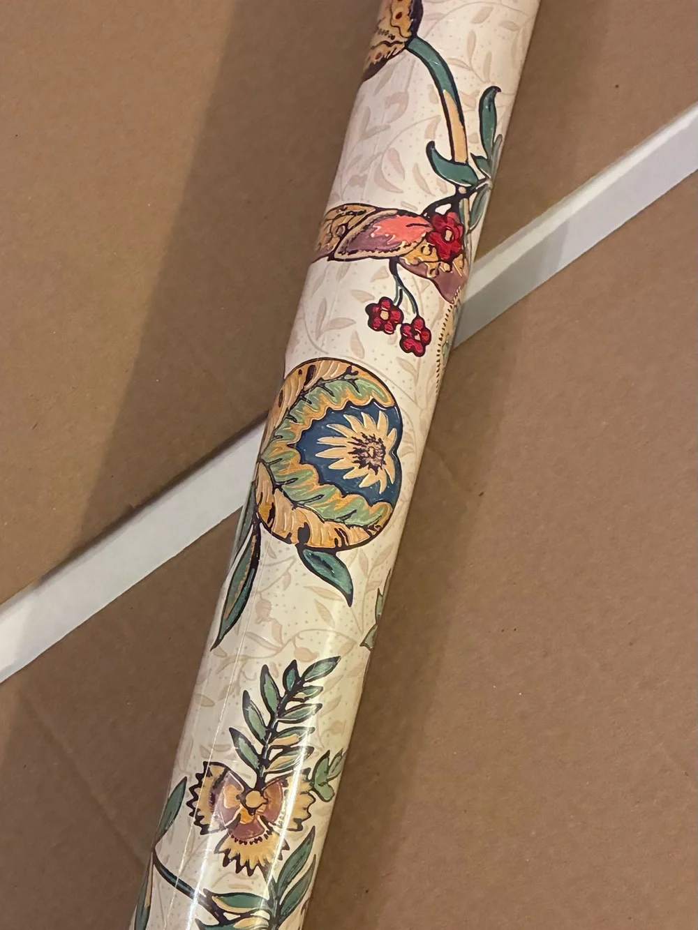 2000's Gramercy Grandmillennial Jacobean Floral Wallpaper 27 In 9 Yds 60 Sq Ft